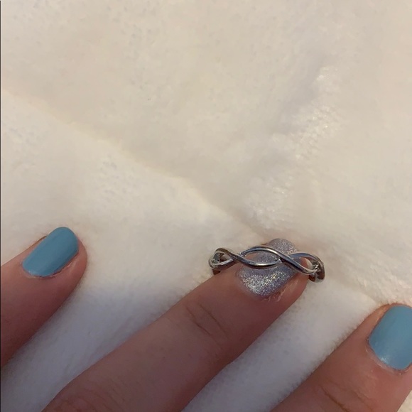Silver infinity ring - Picture 3 of 3